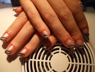 Zselés műköröm díszítés